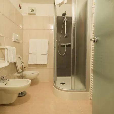 Orchidea Hotel 3*